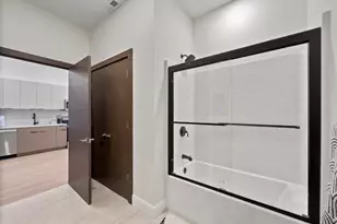 123 Essex, Lawrence, MA 01840 - Photo 17