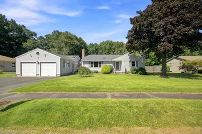 47 Overlook Dr, Easthampton, MA 01027 - Photo 3