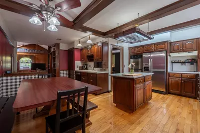 163 Oakside Ave, Methuen, MA 01844 - Photo 3
