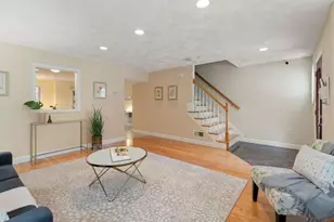 20 Jill's Way, Tewksbury, MA 01876 - Photo 9