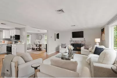 14 Glenn Ave, Salem, MA 01970 - Photo 5