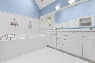 27 Carriage Dr, Lexington, MA 02420 - Photo 29