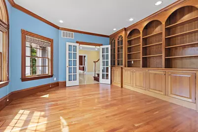 27 Carriage Drive, Lexington, MA 02420 - Photo 5