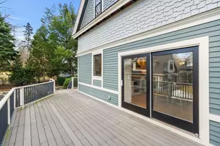 44 Putnam St, Newton, MA 02465 - Photo 13