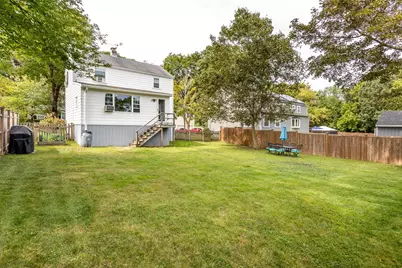 133 Gulliver St, Milton, MA 02186 - Photo 5