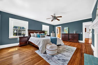 127 Commonwealth Ave, Newton, MA 02467 - Photo 17