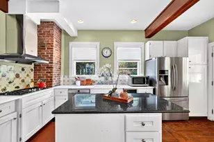 127 Commonwealth Ave, Newton, MA 02467 - Photo 9