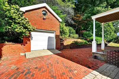 127 Commonwealth Ave, Newton, MA 02467 - Photo 33