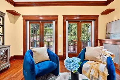 127 Commonwealth Ave, Newton, MA 02467 - Photo 13