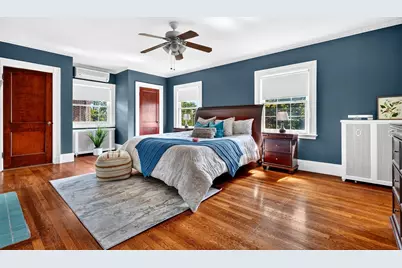 127 Commonwealth Ave, Newton, MA 02467 - Photo 15