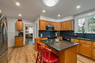 5 Grant St, Chelmsford, MA 01863 - Photo 3