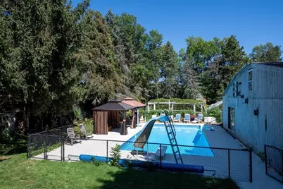 37 Riverdale Ave, Haverhill, MA 01835 - Photo 25