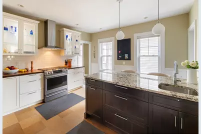 76 Orchard, Cambridge, MA 02140 - Photo 3