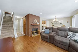 16 Country Club Rd, Peabody, MA 01960 - Photo 11