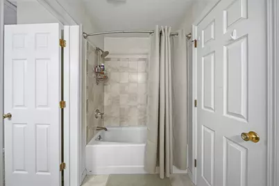 16 Country Club Rd #16, Peabody, MA 01960 - Photo 19