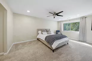 16 Country Club Rd, Peabody, MA 01960 - Photo 15