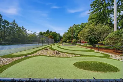 16 Country Club Rd #16, Peabody, MA 01960 - Photo 33