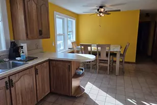 403 Millville Rd, Uxbridge, MA 01569 - Photo 9