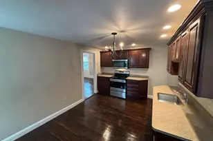 29 Andrew St, Salem, MA 01970 - Photo 5