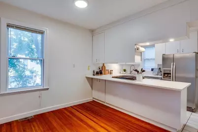 29-31 Washburn Ave #1A, Cambridge, MA 02140 - Photo 7
