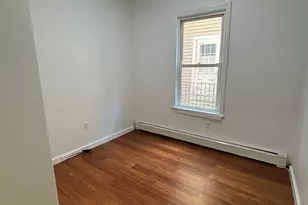 39 Shawmut St, Chelsea, MA 02150 - Photo 9