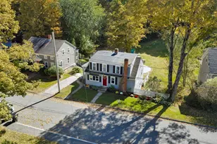 16 Charlton St, Sturbridge, MA 01566 - Photo 3