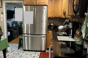 190 Sylvan St, Melrose, MA 02176 - Photo 3