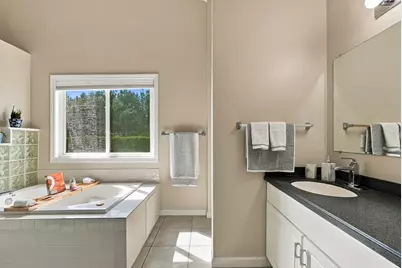 139 Captain Eames Cir #139, Ashland, MA 01721 - Photo 19