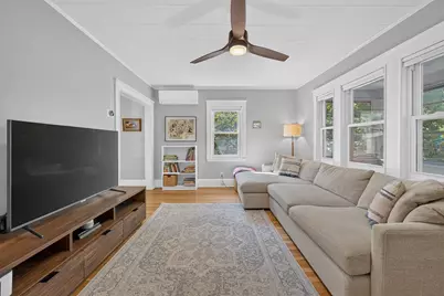 15 Draper St, Medford, MA 02155 - Photo 3