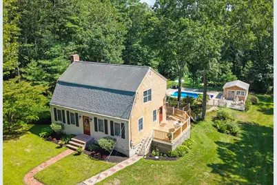 35 North St, Duxbury, MA 02332 - Photo 1