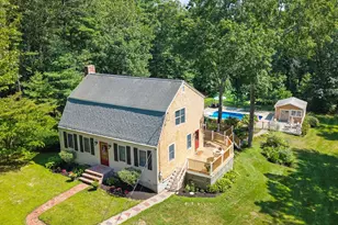 35 North St, Duxbury, MA 02332 - Photo 1