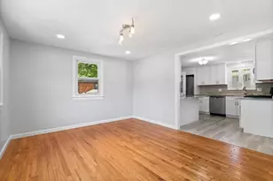 2 Ash St, Amesbury, MA 01913 - Photo 11