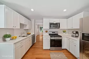 84 Blue Hills Pkwy, Milton, MA 02186 - Photo 9