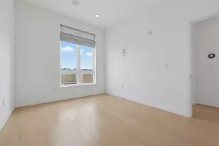 20 W Fifth St, Boston, MA 02127 - Photo 15
