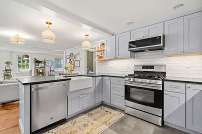 74 Derby St #1, Salem, MA 01970 - Photo 19