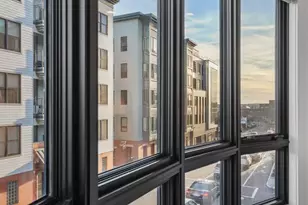 75 W Broadway, Boston, MA 02127 - Photo 9