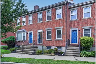28 Admirals Way #28, Chelsea, MA 02150 - Photo 1