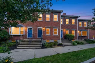28 Admirals Wy, Chelsea, MA 02150 - Photo 27
