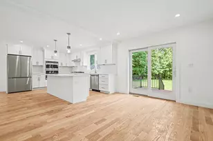 7B Lakeshore Dr, Georgetown, MA 01833 - Photo 5