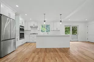 7B Lakeshore Dr, Georgetown, MA 01833 - Photo 3