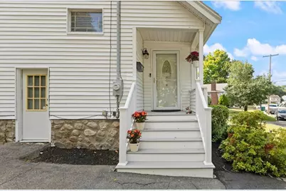66 Edgemere Rd, Lynn, MA 01904 - Photo 3