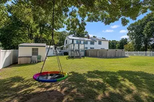 46 Sherwood Dr, Haverhill, MA 01835 - Photo 37