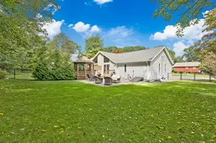31 Acorn Dr, Randolph, MA 02368 - Photo 31