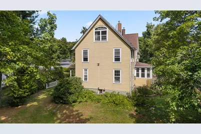 187 Holden St, Worcester, MA 01606 - Photo 37