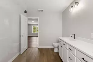 961 Wood St, Fall River, MA 02721 - Photo 17