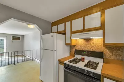 1261 Pawtucket Blvd #6, Lowell, MA 01854 - Photo 9