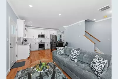 28 Ash Street #2, Waltham, MA 02453 - Photo 7