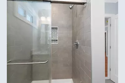 28 Ash Street #2, Waltham, MA 02453 - Photo 29