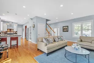 39 Arcola St, Lexington, MA 02420 - Photo 9
