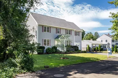 39 Arcola St, Lexington, MA 02420 - Photo 3